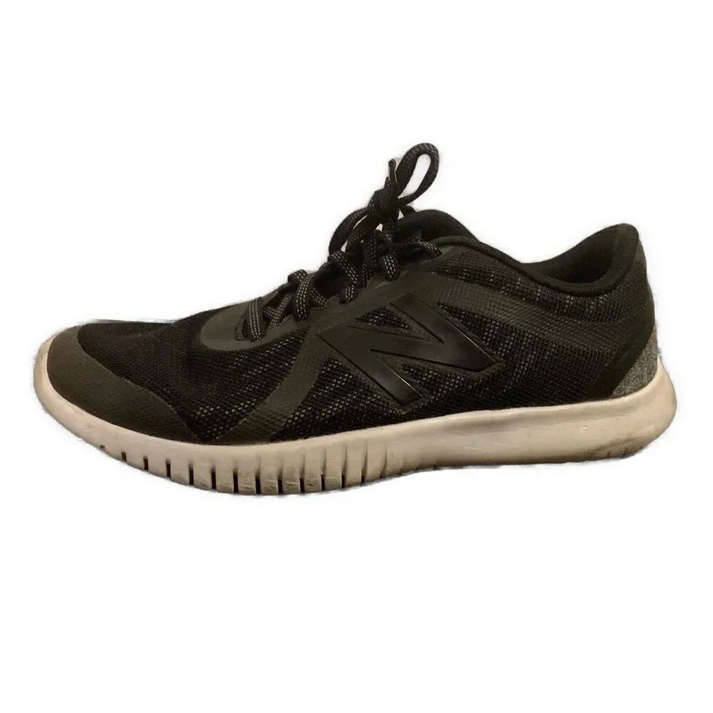 New Balance Womens Black Sneakers 7